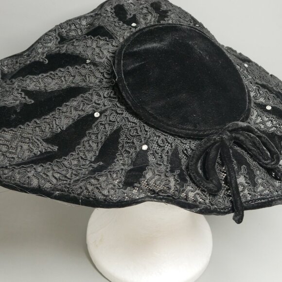 VTG Black Velvet and Lace Hat Rhinestones Wide Brim Saucer Cocktail - Picture 3 of 9